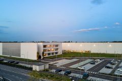 Macron corporate photography
Macron, servizio fotografico industriale, Trilux, Product photography, Italian product photographer, drone photography, fotografia aerea, corporate drone
Nuova sede Macron 2021