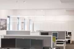 Light interior office
DEU, Deutschland, Köln, Trilux lights Oktalite   05.10.2017 [ (c) Markus Bollen / P h o t o - D e s i g n, J o h a n n - B e n d e l - S t r. 16a, 51429 B e r g i s c h  G l a d b a c h, fon: 02204 22220, m.bollen@t-online.de ; Kto: IBAN: DE16 6609 0800 0009 1474 38, BIC: GENODE61BBB ; Ust-ID: DE 121 984 724 ; Jegliche Nutzung des Fotos nur gegen Honorar zzgl. der gesetzlichen MwSt., vollstaendiger Namensnennung nach Paragraph 13 UrhG und Zusendung von zwei Belegexemplaren. Das Nutzungshonorar richtet sich nach den aktuellen Bildhonoraren der MFM des BVPA. For any usage other than editorial, please contact photographer. ; Attention: NO MODEL-RELEASE! ;  ] [#0,26,121#]