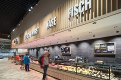 01000000
Oktalite Referenz BYD Flagshipstore Sternauto Berlin
2021, Architektur, CM-1934, Herringen, Innenarchitektur, KEGGENHOFF, PARTNER
Oktalite Referenz Höchner EDEKA Bad Königshofen