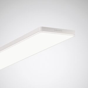 Snygg slimmad rektangulär LED-armatur med jämnt mjukt diffust ljus och vit finish, energieffektiv och hållbar lösning för kontor, skola och butik, finns hos PROLJUS AB