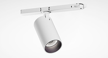 Vit cylindrisk LED-skenspotlight från PROLJUS AB med justerbart huvud och riktat ljus, slimmat modernt utförande, energisnål teknik och högkvalitativ finish, idealisk för butik, galleri och kontor