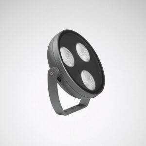 Rund LED-spotlight från PROLJUS AB med tre kraftfulla reflektorer i stilrent grått hölje och justerbart monteringsfäste, energieffektiv och väderbeständig utomhusbelysning för fasader och landskap