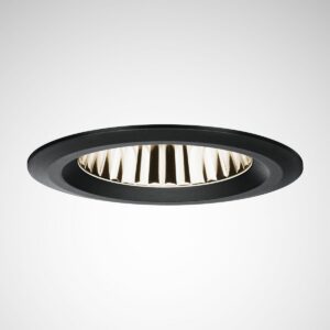 Svart infälld LED-downlight med ribbad guldfärgad reflektor och varm, riktad ljusbild som ger energieffektiv och stilren belysning för butiks- och hemmiljöer från PROLJUS AB