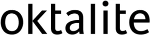 Svart logotyp för oktalite på vit bakgrund som signalerar eleganta och energieffektiva luminärer från PROLJUS AB för professionella belysningsprojekt