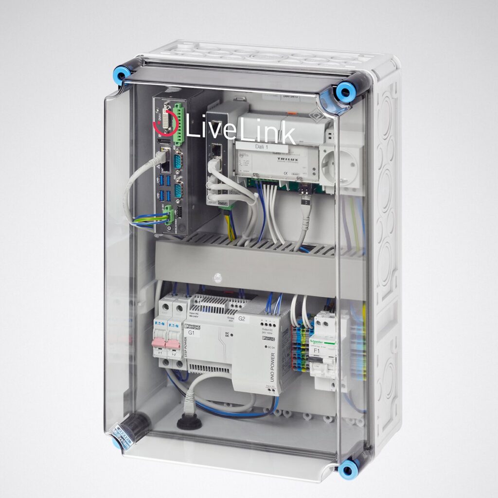 Transparent styrskåp för professionell belysning med PROLJUS AB komponenter och LiveLink integration som säkerställer pålitlig energieffektiv ljusstyrning för luminärer