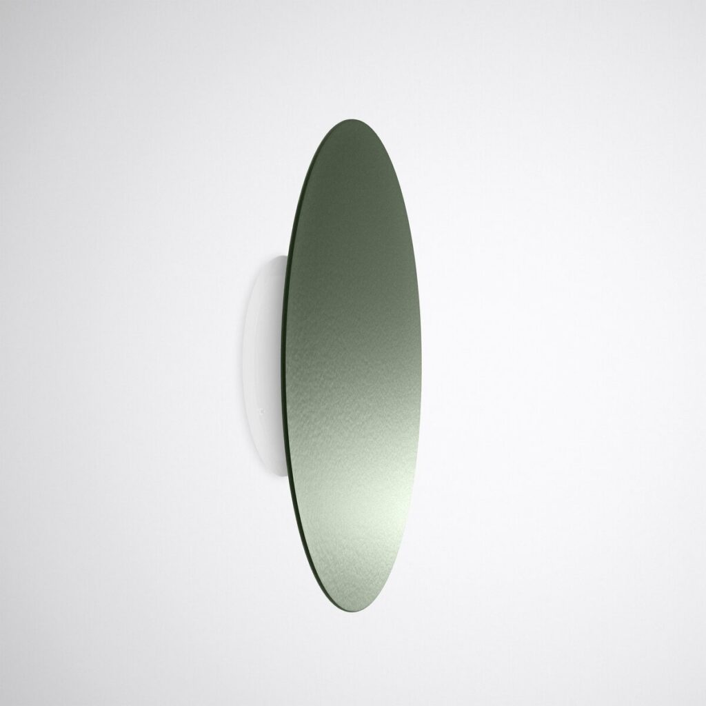 Modern grön väggarmatur från PROLJUS AB – stilren designlampa för hem och kontor, energieffektiv belysning.