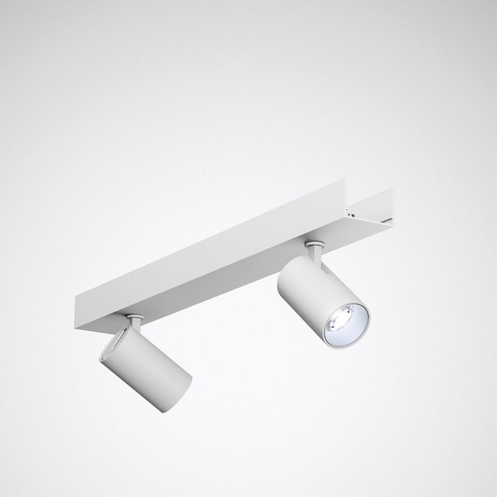 PROLJUS AB vit dubbel LED-spotlight på skena – riktbar, energieffektiv belysning för butik, kontor och hem.